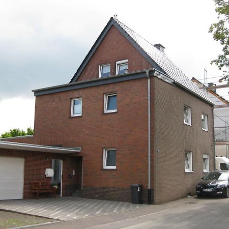 Ferienwohnung Bella Colonia Vieren Hürth Exterior foto